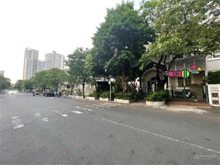 Bán biệt thự tứ lập mỹ phú 2 phú mỹ hưng