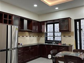 Bán nhà đường số nguyễn thị thập (sổ hồng 4x22m) trệt + 2 lầu, giá tốt