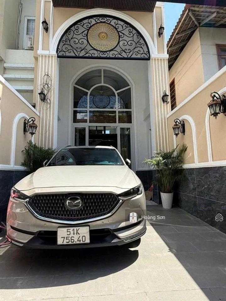 Bán nhà mặt phố đường số 43, quận 7 (sổ hồng 4x20m) 6 tầng full nội thất (thang máy hiện đại)