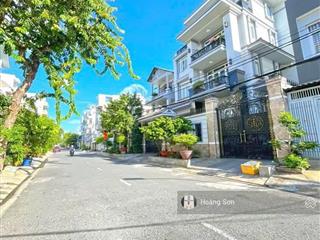 Bán đất đường số 41, quận 7 vị trí đẹp, xây dựng tự do, giá tốt (sổ hồng 7x20m)