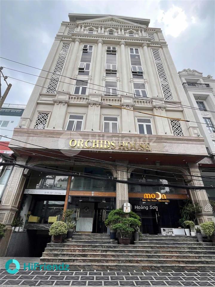 Tòa nhà chdv trung tâm quận 7 ( sổ hồng 15x32m ) hầm + 8 tầng + 95 phòng, thu nhập 9 tỷ/năm