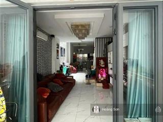 Bán nhà mặt tiền đường số  chợ tân mỹ, phường tân phú, quận 7 diện tích 80m2 full nội thất giá tốt