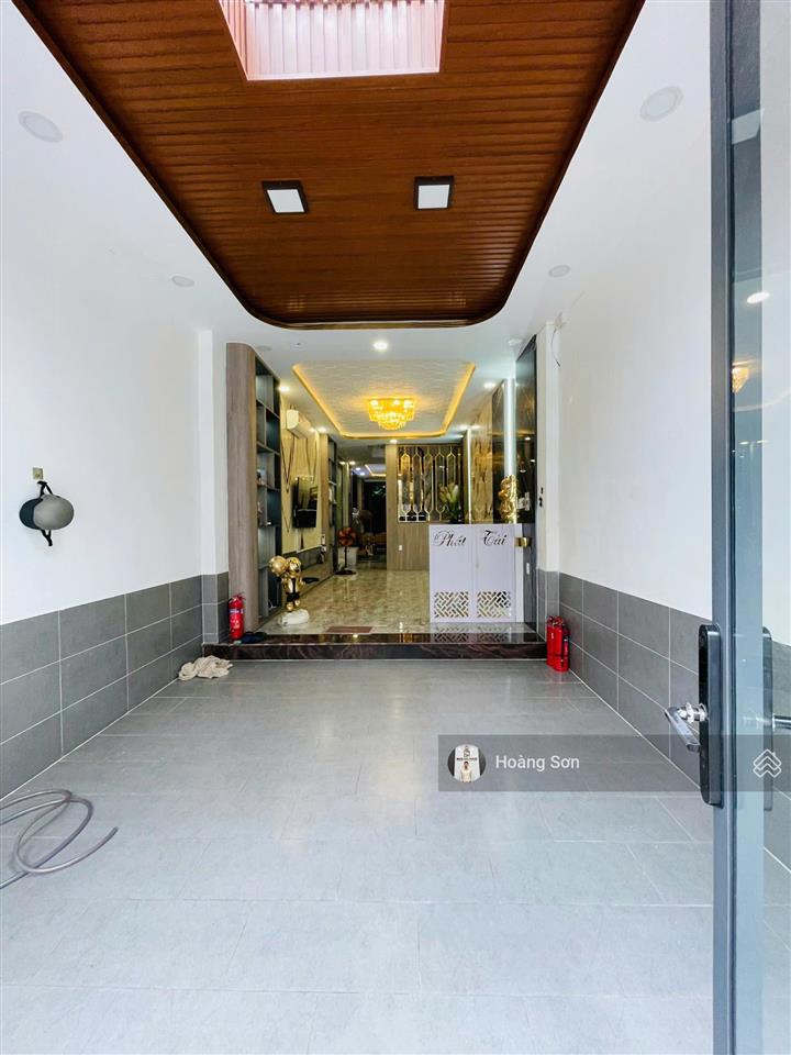 Bán nhà đường số tân quy, quận 7 (sổ hồng 4x20m) trệt + 3 lầu full nội thất như hình