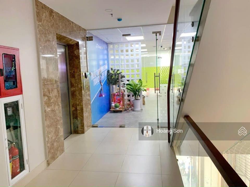 Bán tòa nhà lâm văn bền, quận 7 ( sổ hồng 8x28m ) 9 tầng, thu nhập 200tr/tháng