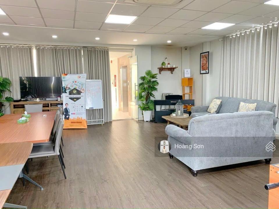 Bán tòa nhà lâm văn bền, quận 7 ( sổ hồng 8x28m ) 9 tầng, thu nhập 200tr/tháng