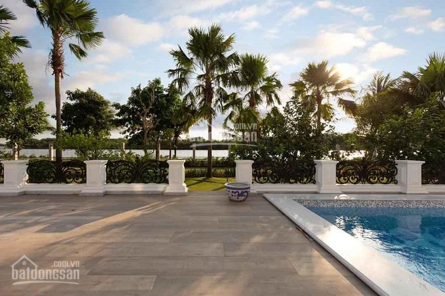 Chủ đổi nơi ở mới, cần bán nhanh căn biệt thự chateau mặt sông đẹp nhất khu. giá tốt nhất