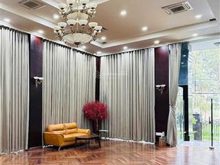 Bán gấp biệt thự đẹp tại đường phạm hùng, bình hưng, bình chánh