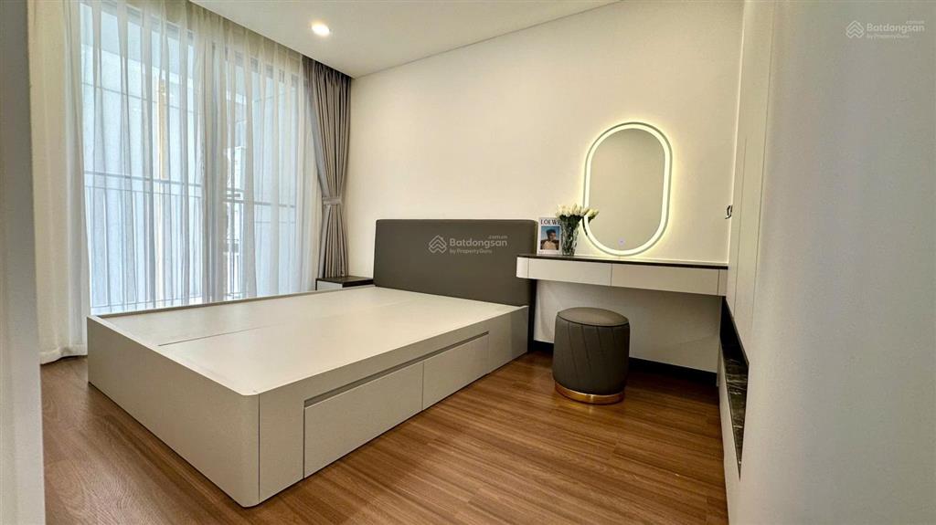 Căn hộ scenic 1, phú mỹ hưng view hồ bơi cực đẹp. dt 110m2. giá tốt 10.5 tỷ.  0918 998 ***