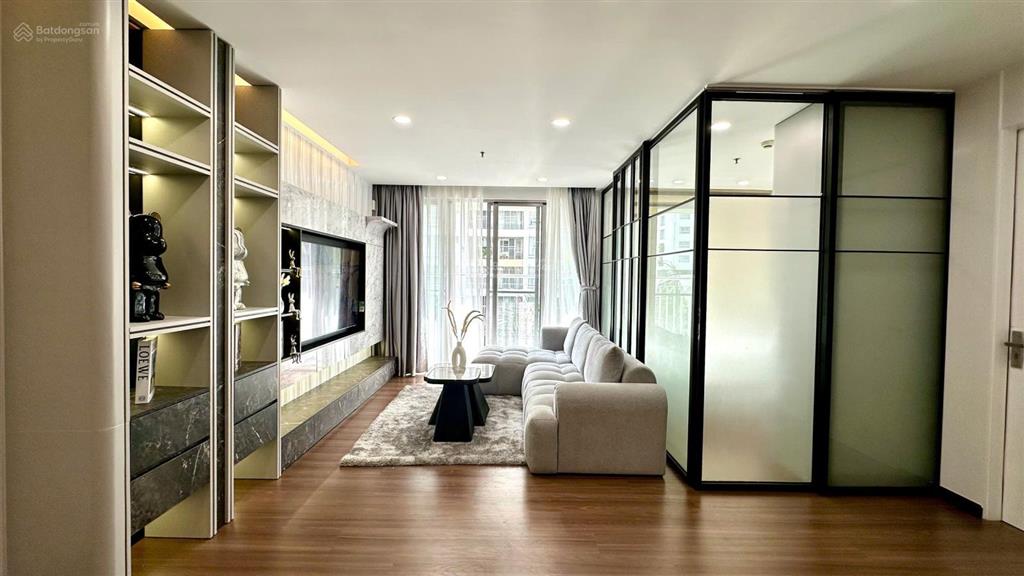 Căn hộ scenic 1, phú mỹ hưng view hồ bơi cực đẹp. dt 110m2. giá tốt 10.5 tỷ.  0918 998 ***