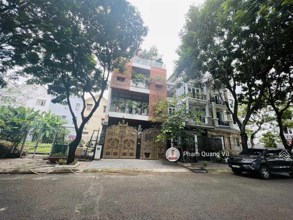 Chính chủ cần bán bt kdc sadeco ven sông, biệt thự 7x18m giá 20 tỷ, nhà phố 5x18m giá 14 tỷ