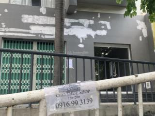 Kẹt tiền bán lô shophouse dt 70m2 giá 4,9 tỷ tl gặp chủ thương lượng, tiện ích đầy đủ, 0916 651 ***