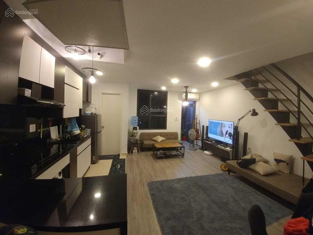 Cần bán căn 3pn mone quận 7, view đẹp, full nội thất, dt 90m2, sẵn sổ hồng. giá 5,8 tỷ