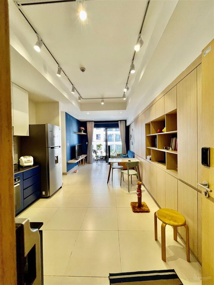 Bán gấp căn hộ 2pn2wc mone quận 7, view sông, dt 68m2, full nội thất. giá 4.15 tỷ.