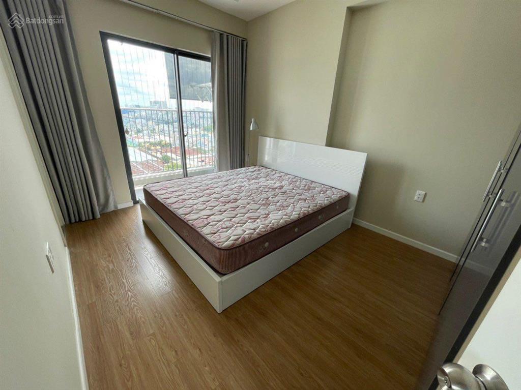 Bán gấp căn hộ 2 phòng ngủ, 2wc chung cư mone quận 7, view sông, dt 69m2, giá 4.49 tỷ, sổ hồng