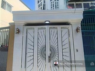 Bán nhà phố mới liền kề quận 7 sổ hồng riêng hoàn công đầy đủ