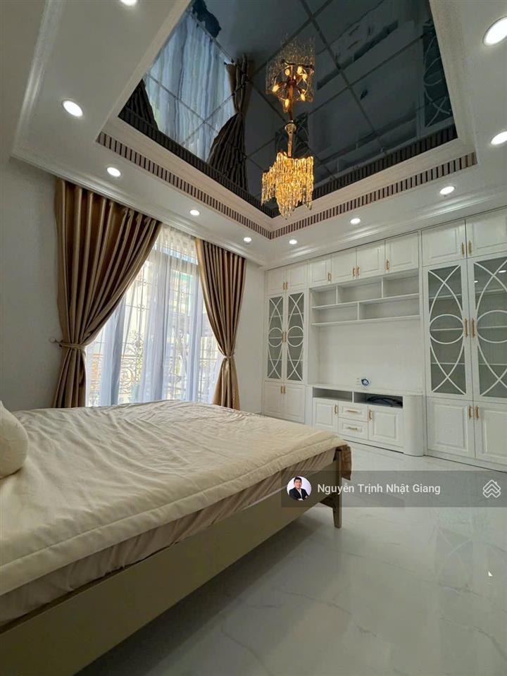 Bán biệt thự mini phong cách tân cổ điển cạnh công viên