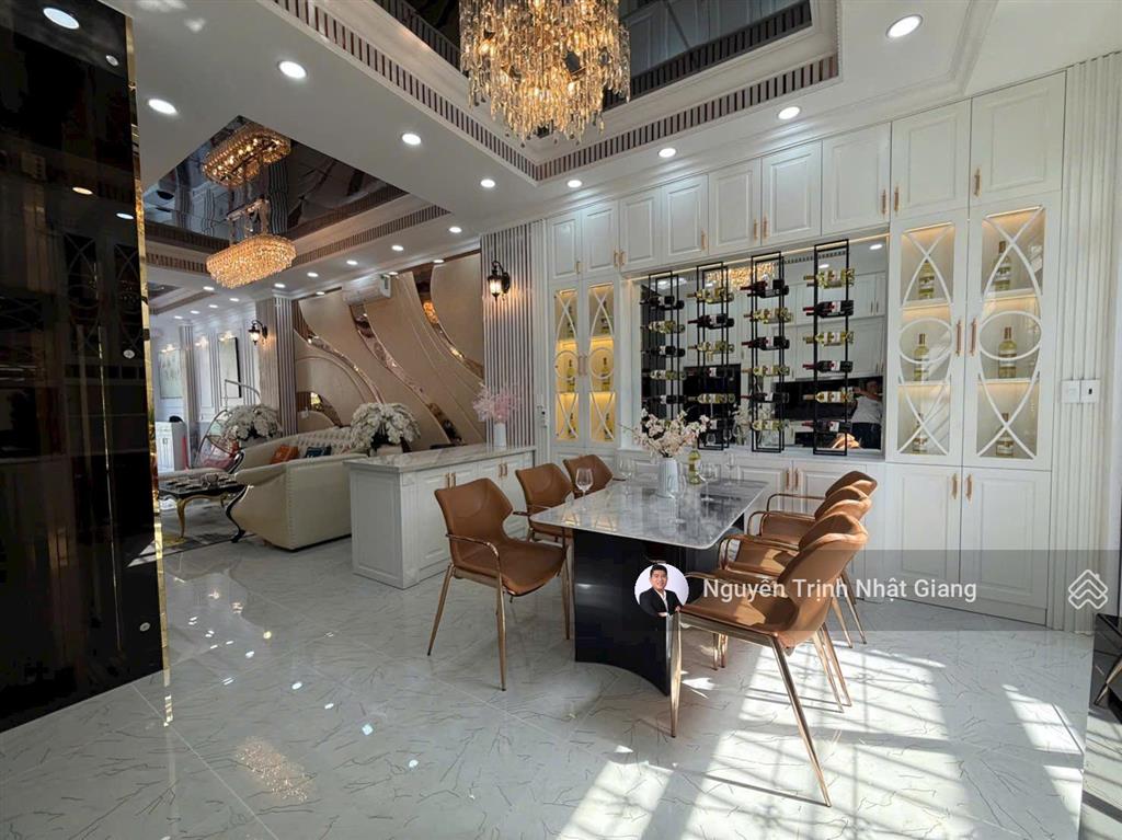 Bán biệt thự mini phong cách tân cổ điển cạnh công viên