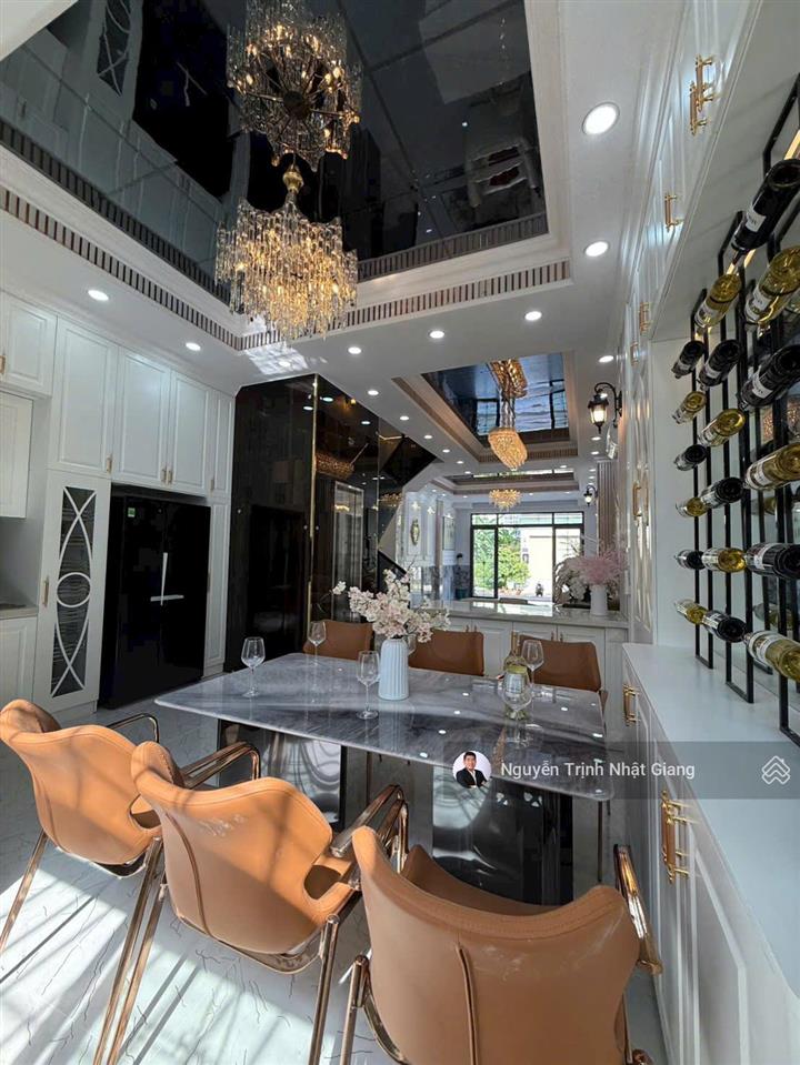 Bán biệt thự mini phong cách tân cổ điển cạnh công viên