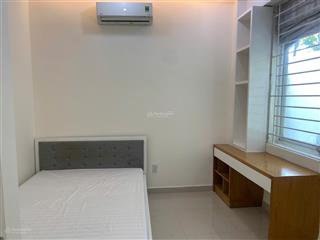 Cho thuê căn hộ ground house chung cư sky garden 2 phòng ngủ giá 21 triệu, có sân vườn rộng