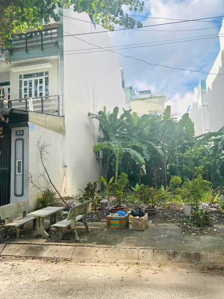 Bán lỗ lô đất đẹp đối diện công viên, dt 5x24(120m2) giá 4,7tỷ nền rẻ duy nhất tại dự án