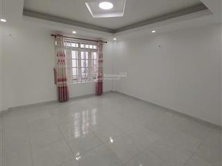 Cho thuê nhà phố 4 lầu kdc nam long phú thuận quận 7.