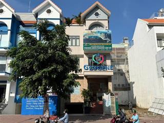 Bán gấp nhà mặt tiền đường hoàng trọng mậu kdc himlam tân hưng quận 7 cũ