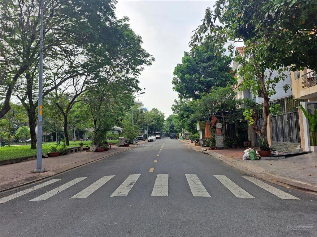 Cần cho thuê nhà phố kdc him lam 6a, 5 x20 3 lầu, giá 30tr ms viêm 0938 971 ***