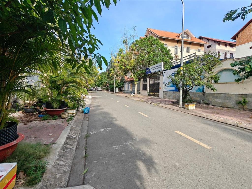 Cần bán nhà phố kdc him lam 6a, 16.5 tỷ ms viêm 0938 971 ***