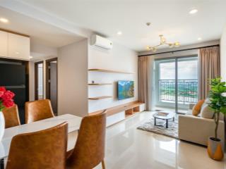 Cho thuê căn hộ 2pn2wc saigon royal view sông saigon và quận 1 giá tốt.  0909 024 ***