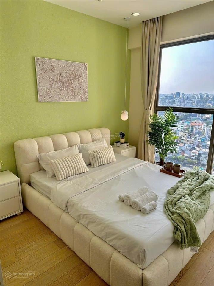 Cần cho thuê 2pn2wc millennium quận 4 giá 22 triệu/tháng.  0909 024 ***