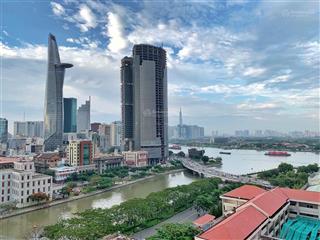 Cần cho thuê căn góc 2pn1wc view quận 1 và thủ thiêm chung cư saigon royal.  0909 024 ***
