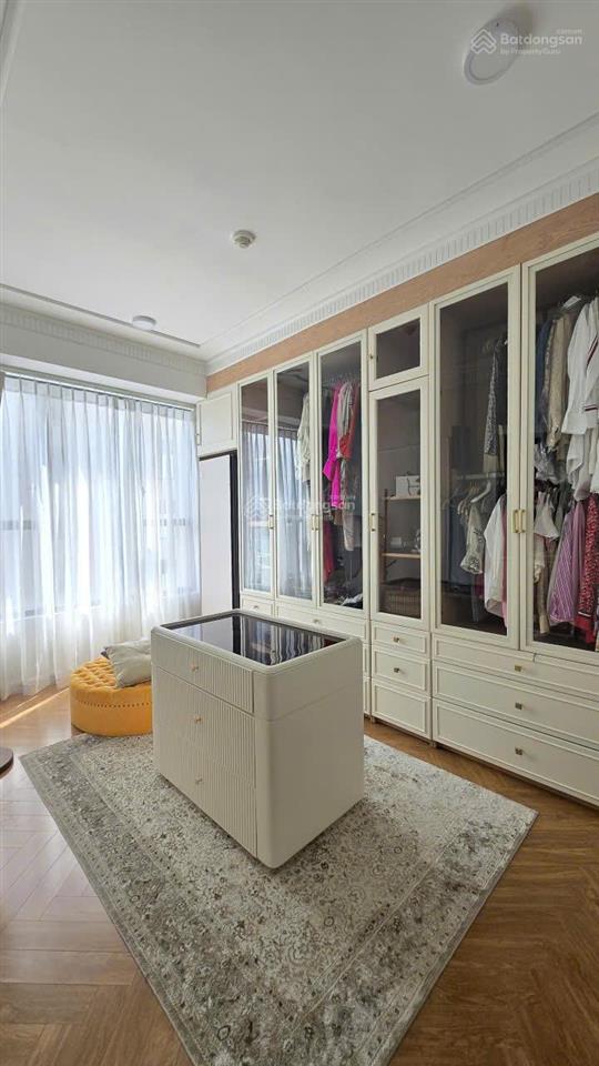 Bán căn hộ 3pn 2wc, 115m2 chung cư the tresor, bến vân đồn, quận 4 giá chỉ 13,9 tỷ.  0909 024 ***