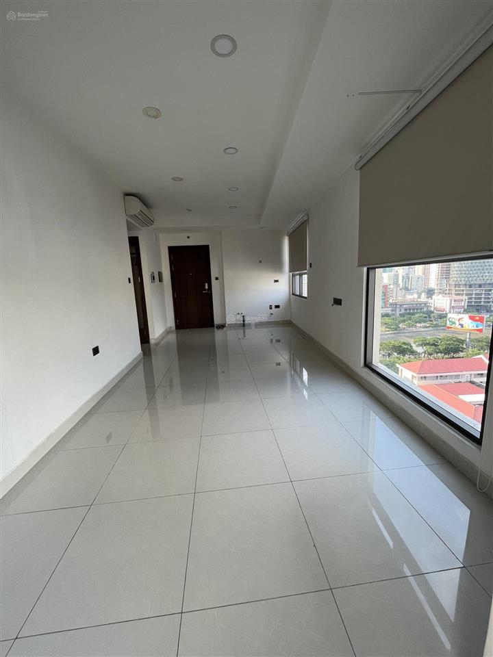 Cho thuê căn góc officetel chung cư saigon royal quận 4 giá tốt.  0909 024 ***