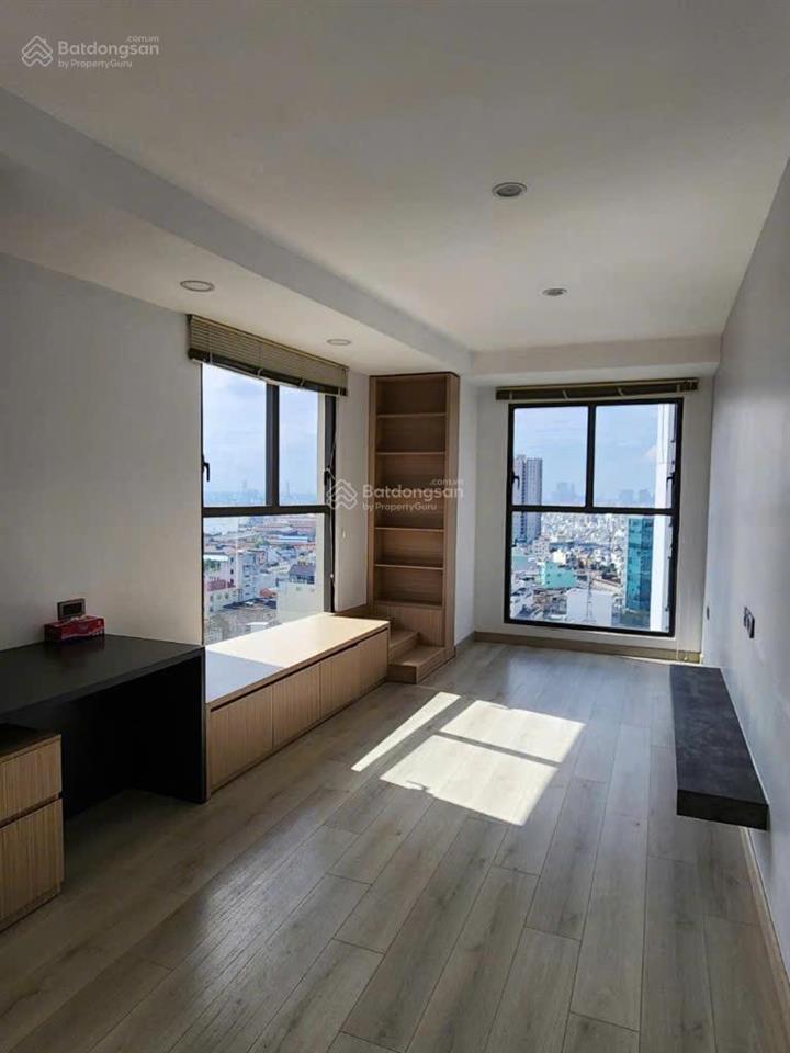 Cho thuê căn góc officetel chung cư saigon royal quận 4 giá tốt.  0909 024 ***