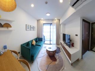 Cần bán nhanh căn hộ 2pn  1wc 54m2 saigon royal quận 4.  0909 024 ***