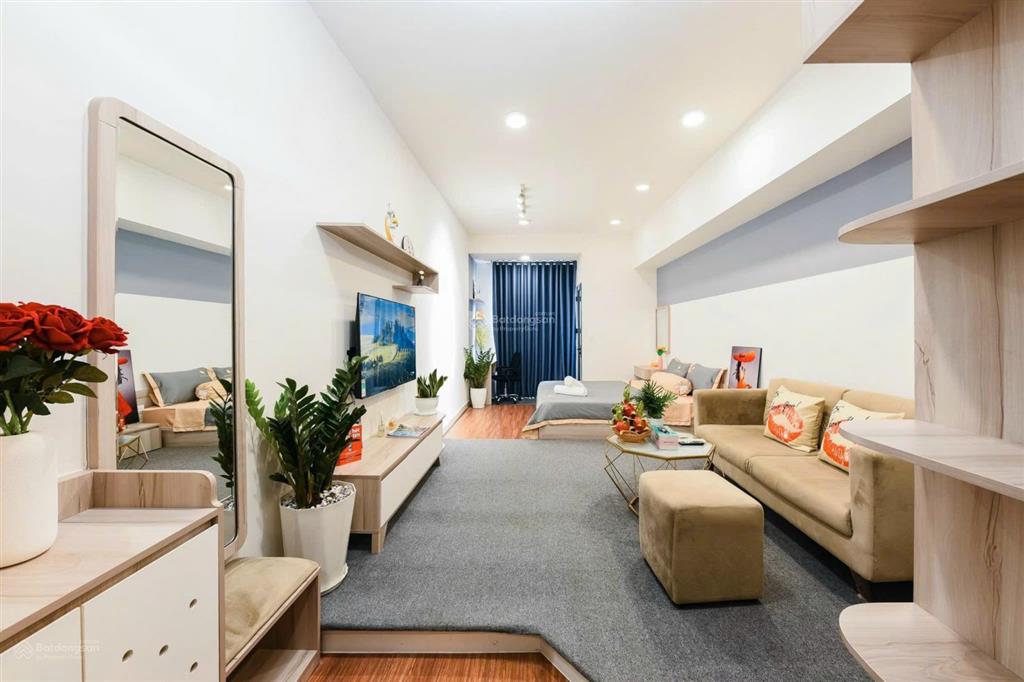 Bán studio 43m2 tại saigon royal residence quận 4 giá chỉ 4,2 tỷ.  0909 024 ***