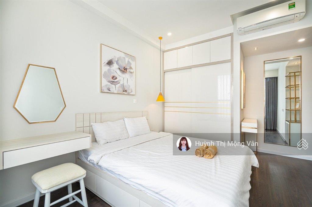 Cần cho thuê nhanh căn hộ 3pn  2wc the tresor quận 4 giá tốt.  0909 024 ***