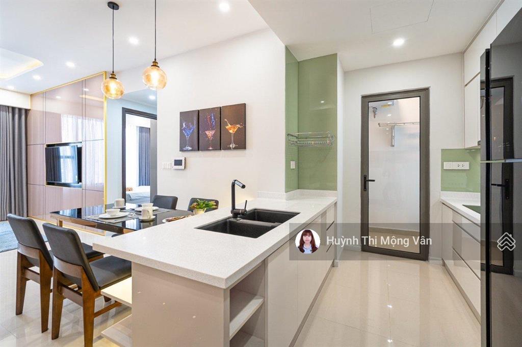 Cần cho thuê nhanh căn hộ 3pn  2wc the tresor quận 4 giá tốt.  0909 024 ***