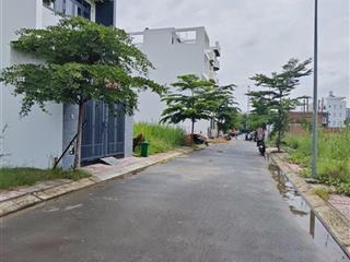 Bán đất kdc 1181 đường lê văn lương 5x19m giá 72tr/m2