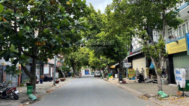 Bán gấp lô đất nam long, d3, phước long b, quận 9 diện tích 4.5x20m, giá 12 tỷ