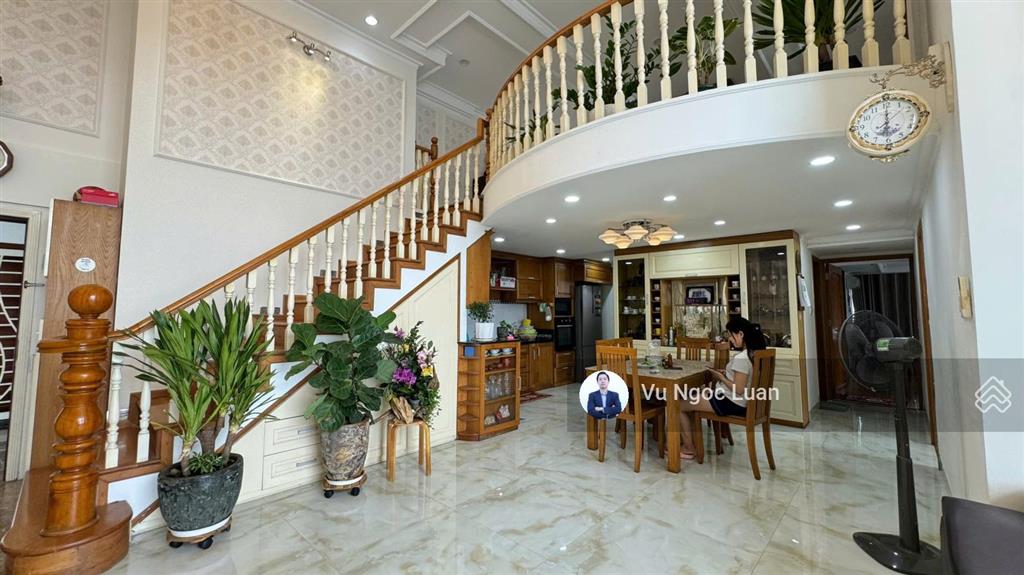 Bán căn hộ penthouse lofthouse 250m2 giá 5,9 tỷ, 0901 319 *** hoàng luân