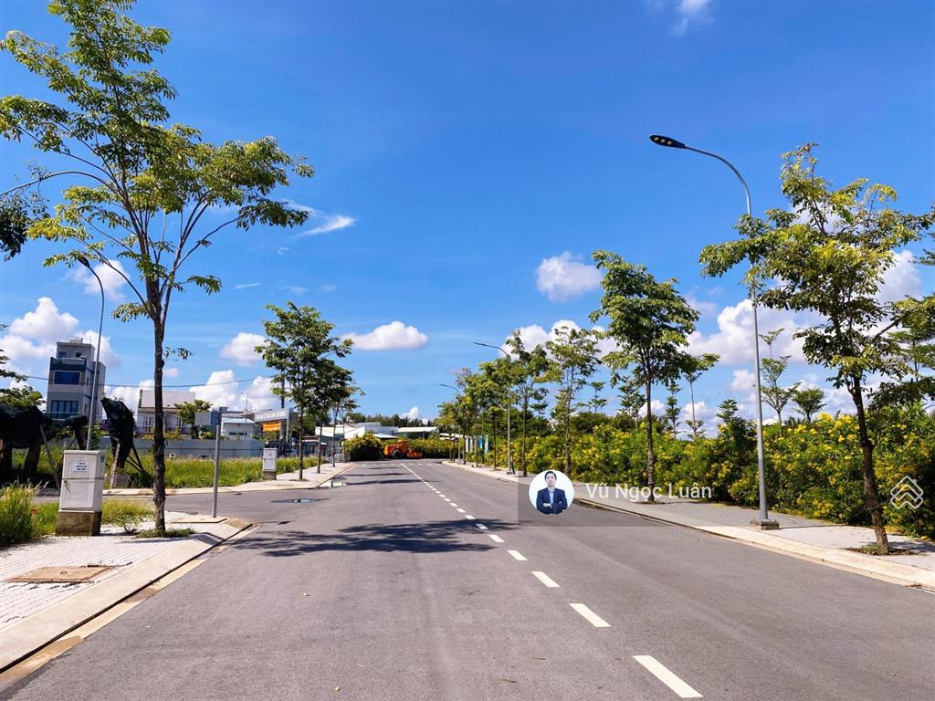 Cần bán lô đất trực diện sông đường 16m khu gia long bán view sông lớn kế gs metrocity
