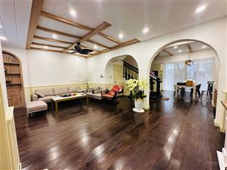 Cần tiền đáo hạn ngân hàng ra đi nhanh căn biệt thự mỹ thái 2 q7 tp hcm.  0919 582 *** em tiên pmh