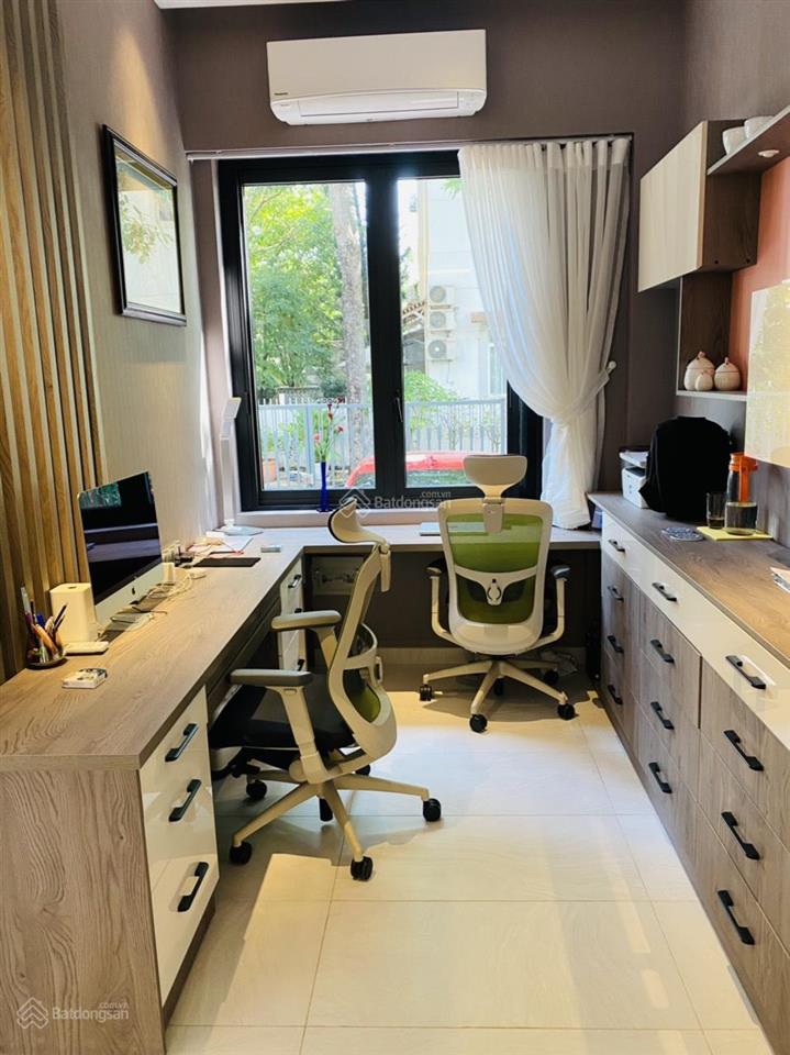 Chính chủ bán căn biệt thự mỹ thái 1 p tân phú, q7, nhà mặt tiền cực kỳ thoáng.  0919 582 ***