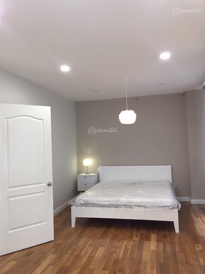 Cần tiền bán gấp căn biệt thự hưng thái 2, p.tân phong, quận 7, tp hcm. nhà đẹp  0919 582 ***
