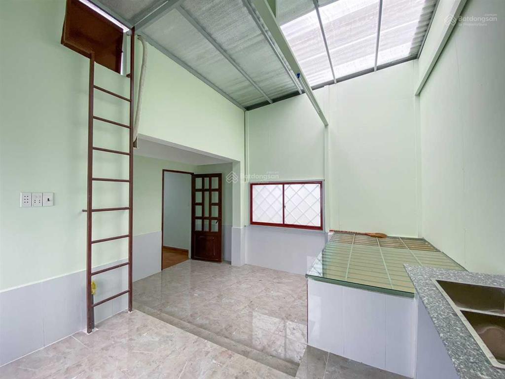 Cho thuê phòng 2030 m², cạnh trường đại học marketing, gần kcx tân thuận, quận 7  0987 899 ***