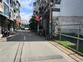 Chủ cần bán gấp lô đất giá tốt nhất khu 100m2, khu đồng bộ cách mặt tiền đường 22, vành đai 2 200m