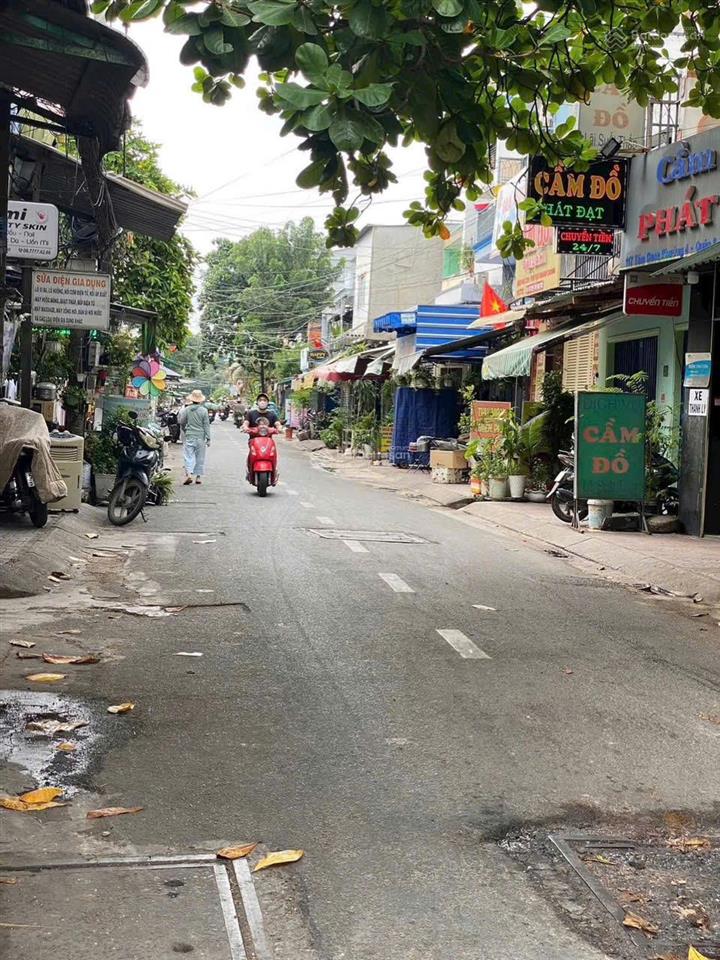 Bán nhà đường tám danh phường chánh hưng ( p4 q8 cũ ) dt 4,5x17,1m nhà cấp 4 sổ hồng giá 9,5tỷ