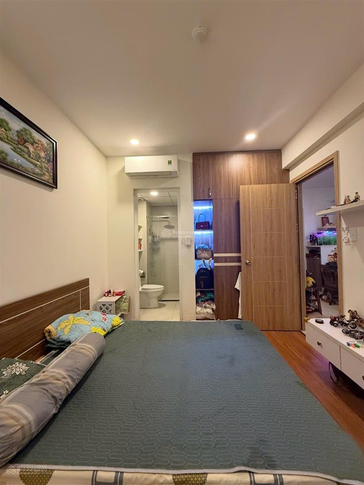 Bán nhanh căn 3pn 81m2 có nội thất giá 2,5 tỉ, trả trước 800tr nhận nhà ở ngay, ngân hàng cho vay