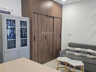 Bán officetel central premium 45m2, view hồ bơi, nhà mới đẹp,  0908 155 ***
